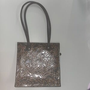 Made in India Black & Tan Leather Shoulder / Tote Bag
